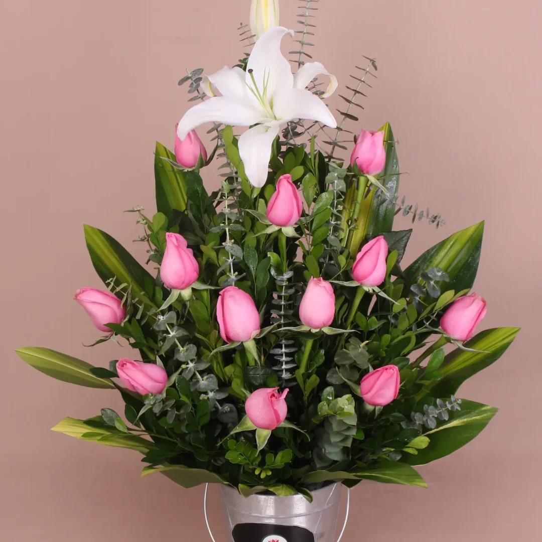 arreglo-encanto-de-rosas